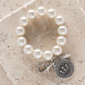 NWOT Plunder Design Crown Pearl Bracelet Keychain